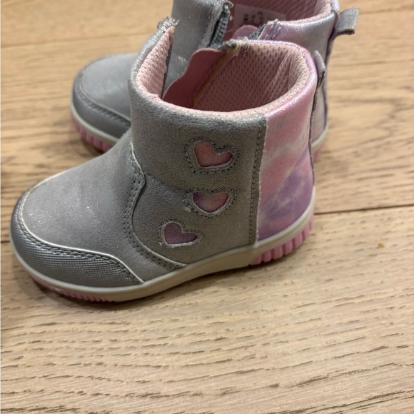 Stride Rite Kids Silver and Pink Boots - Picture 5 of 9